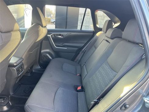 Used 2024 Toyota RAV4 SE w/ Weather & Moonroof Package image 22