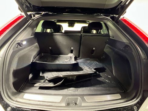 Used 2025 Cadillac Optiq Sport 1 w/ LPO, Floor Liner Package AWD/4WD image 27
