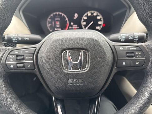 Used 2023 Honda HR-V LX image 13