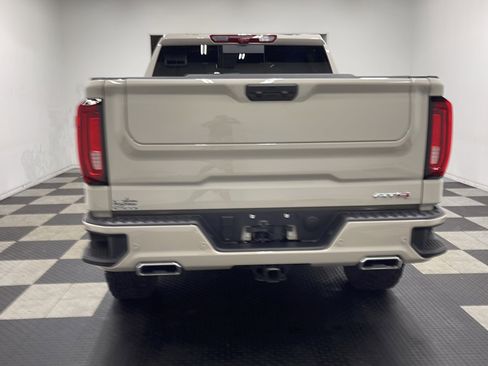 Used 2026 GMC Sierra 1500 AT4 w/ AT4 Premium Package AWD/4WD image 18