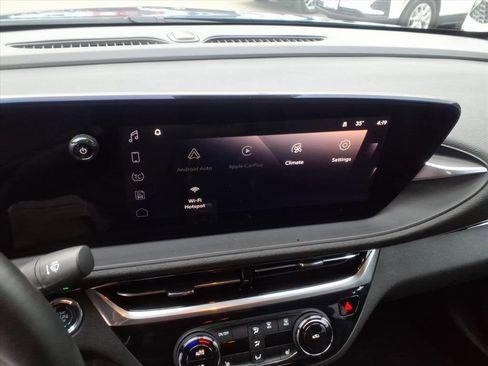 Used 2024 Buick Envista Sport Touring w/ Convenience I Package image 28