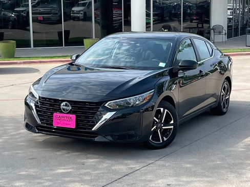 Used 2024 Nissan Sentra SV FWD image 10
