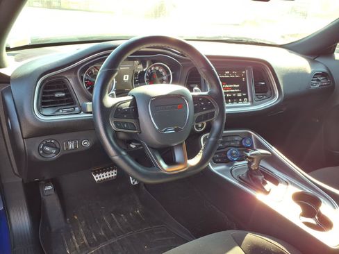 Used 2021 Dodge Challenger R/T Scat Pack w/ Dynamics Package RWD image 5