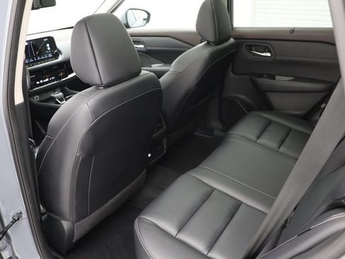 Used 2023 Nissan Rogue SL w/ SL Premium Package AWD/4WD image 11