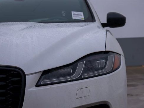 New 2025 Jaguar F-PACE R-Dynamic S image 7