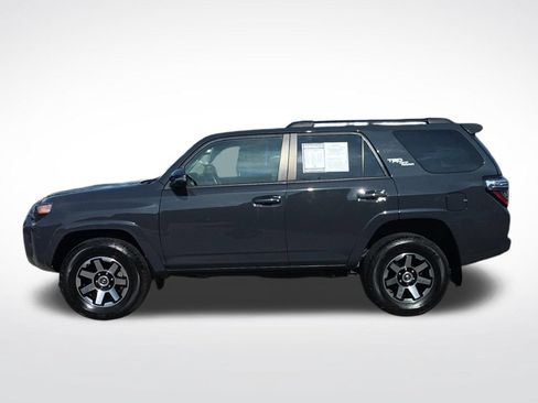Used 2024 Toyota 4Runner TRD Off-Road Premium w/ Moonroof Package AWD/4WD image 2