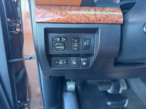 Used 2014 Toyota Tundra 1794 Edition image 30