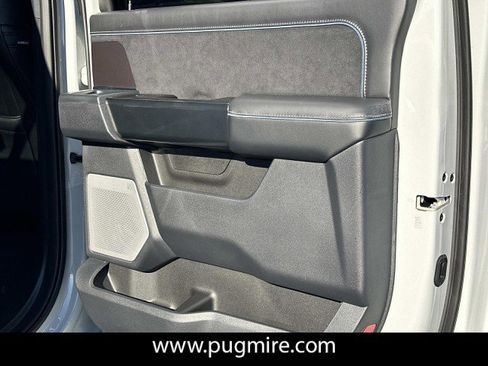 New 2026 Ford F250 Platinum image 16