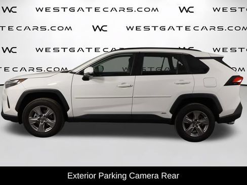 Used 2024 Toyota RAV4 LE AWD/4WD image 5