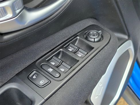 Used 2020 Jeep Renegade Sport image 15