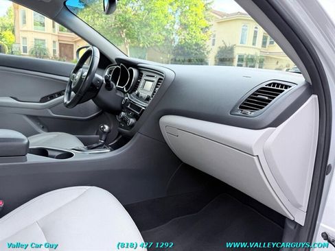 Used 2014 Kia Optima EX image 10