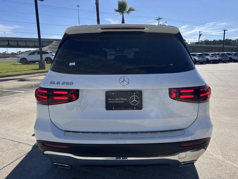 Used 2025 Mercedes-Benz GLB 250 image 6