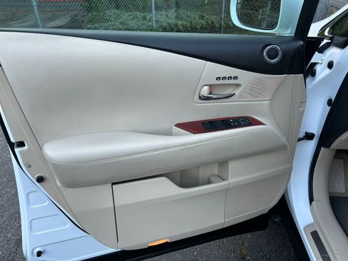 Used 2011 Lexus RX 450h AWD image 13