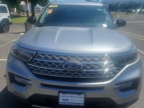 Certified 2023 Ford Explorer Limited AWD/4WD image 4