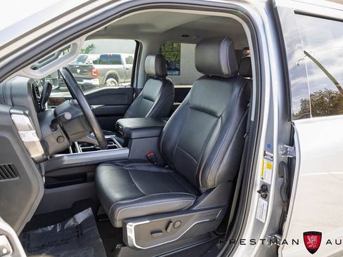 Used 2023 Ford F350 Lariat w/ Black Appearance Package AWD/4WD image 27