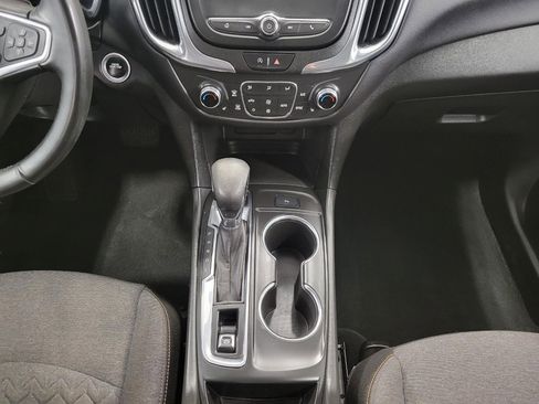 Used 2023 Chevrolet Equinox LT AWD/4WD image 15