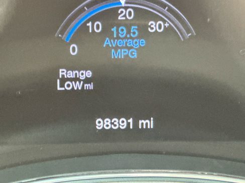 Used 2018 Jeep Grand Cherokee Limited RWD image 15
