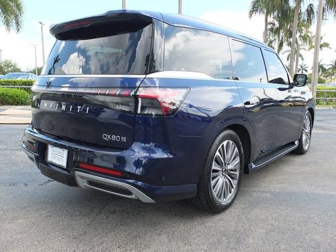 Used 2025 INFINITI QX80 Sensory AWD/4WD image 11