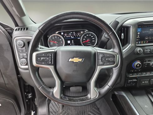Used 2021 Chevrolet Silverado 1500 LTZ w/ LTZ Premium Package AWD/4WD image 16