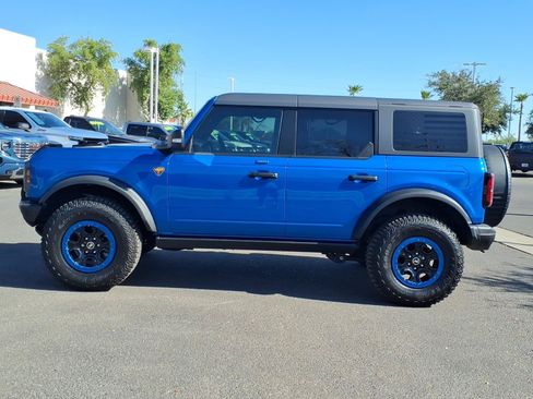 Certified 2023 Ford Bronco Badlands w/ Sasquatch Package AWD/4WD image 2