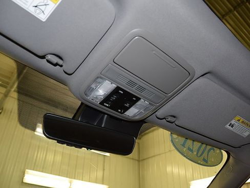 Used 2021 Honda Pilot Special Edition image 26