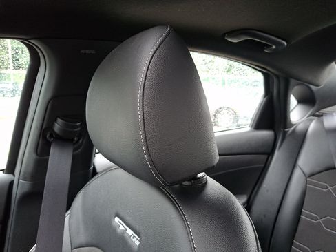 Used 2022 Kia Forte GT-Line w/ GT-Line Premium Package FWD image 17