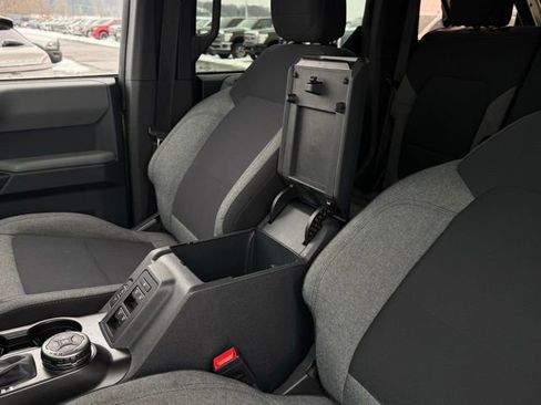 Used 2023 Ford Bronco Big Bend w/ Sasquatch Package image 28