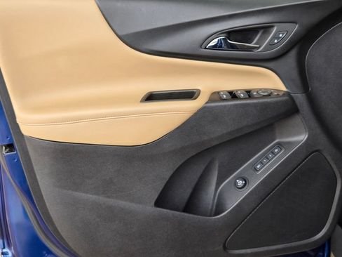 Used 2023 Chevrolet Equinox Premier AWD/4WD image 11