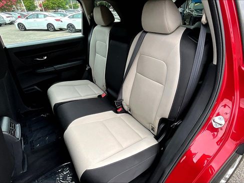 Used 2023 Honda CR-V LX image 27
