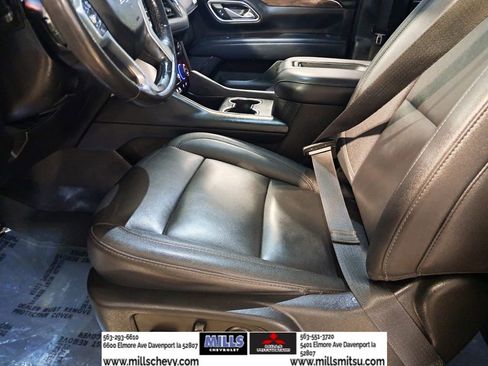 Used 2023 Chevrolet Suburban Z71 image 10