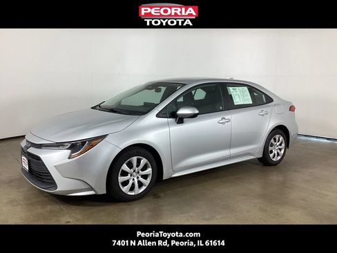 Used 2023 Toyota Corolla LE FWD image 1