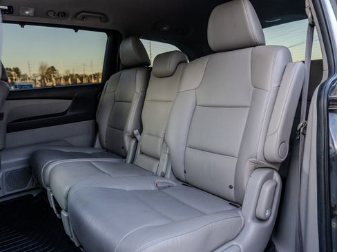 Used 2015 Honda Odyssey EX-L image 30