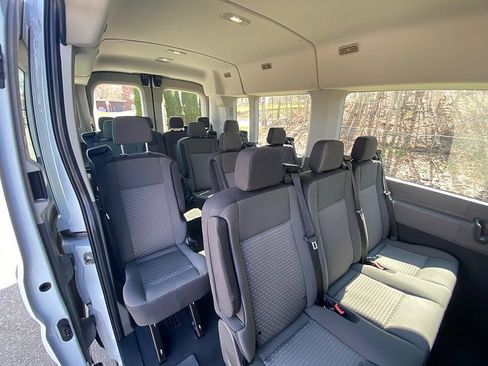Used 2023 Ford Transit 350 XLT RWD image 31