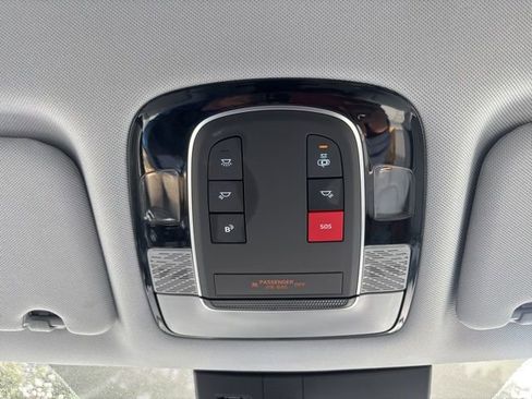 Used 2025 Hyundai Palisade SEL image 31