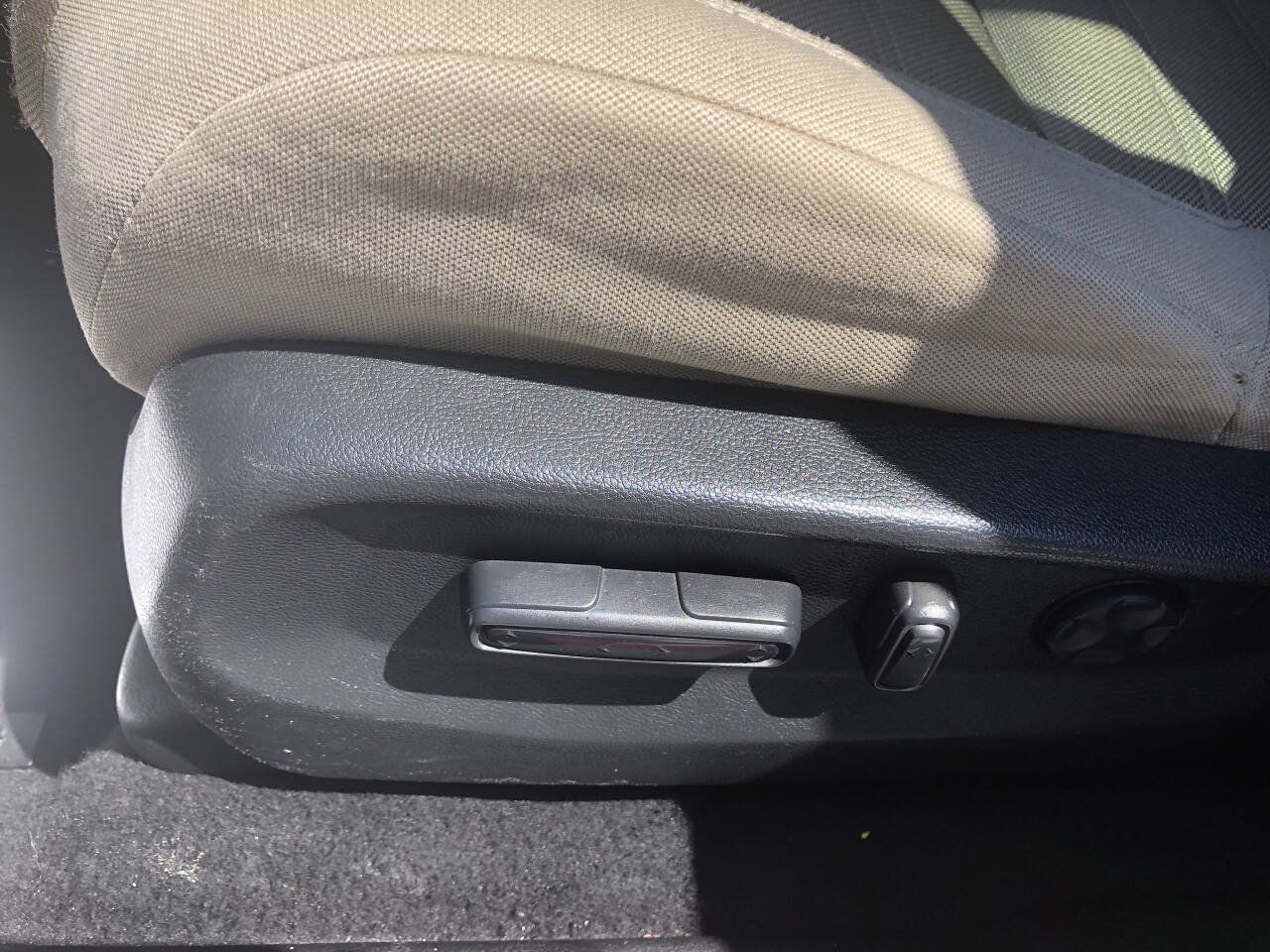 Used 2018 Honda CR-V EX image 13