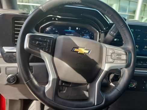 Used 2023 Chevrolet Silverado 1500 LT RWD image 25