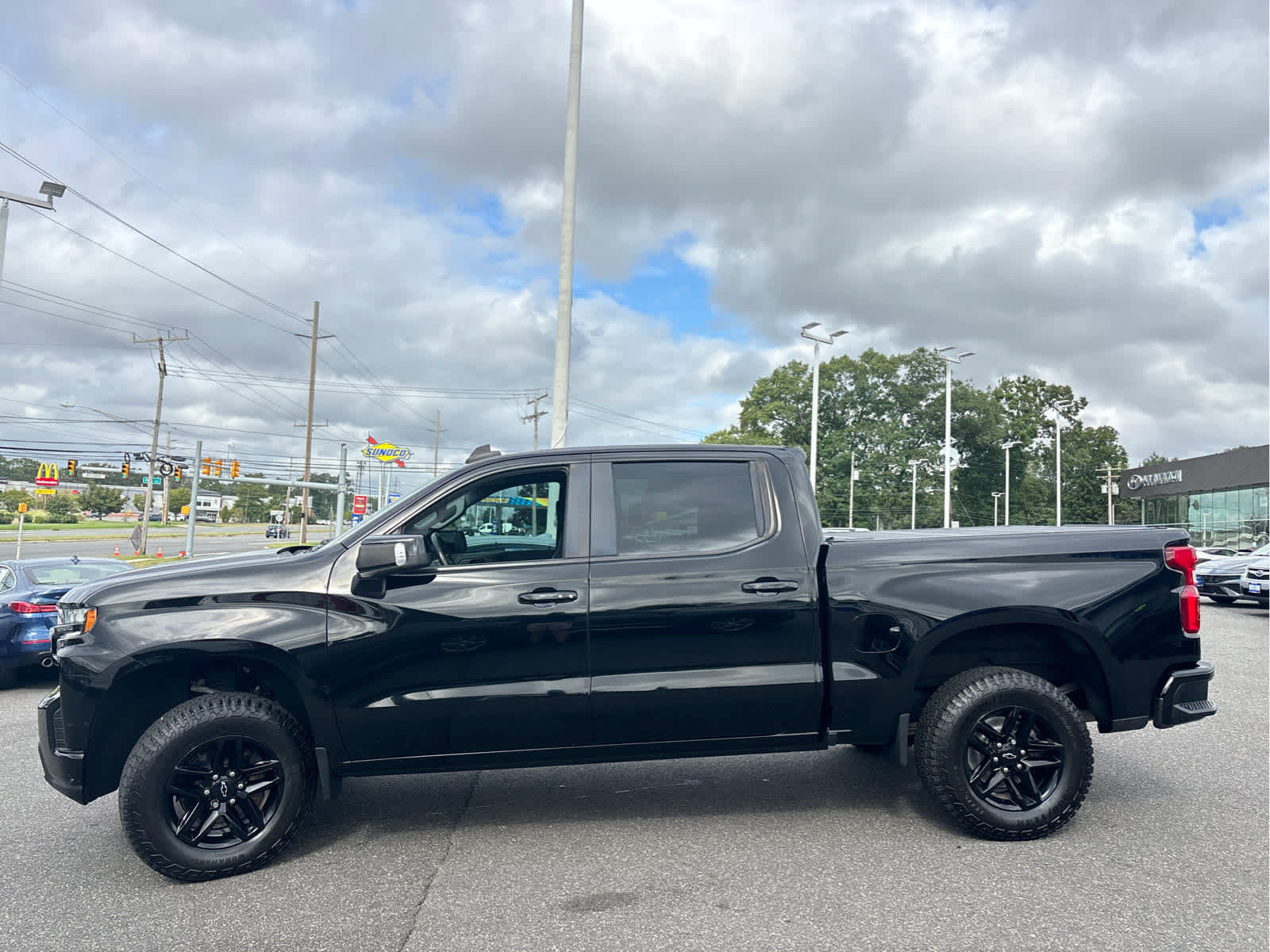 Used 2021 Chevrolet Silverado 1500 LT Trail Boss w/ Convenience Package II AWD/4WD image 6