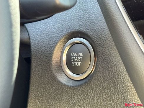 Certified 2026 Toyota Corolla XSE image 28