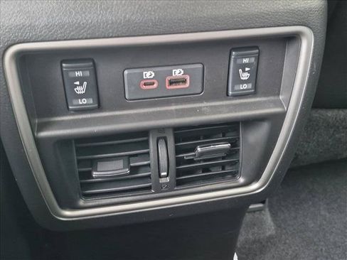 Used 2019 Nissan Murano SL FWD image 17