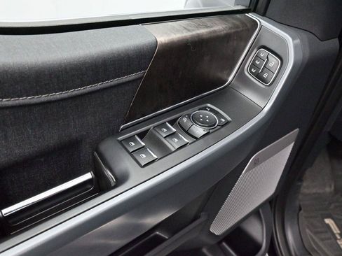 Used 2023 Ford F150 Lariat AWD/4WD image 11