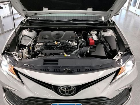 Used 2024 Toyota Camry LE FWD image 28