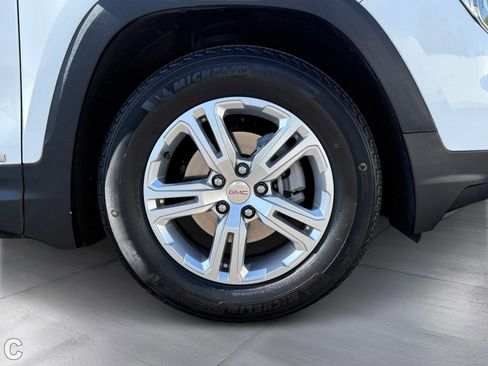 Certified 2022 GMC Terrain SLE image 8