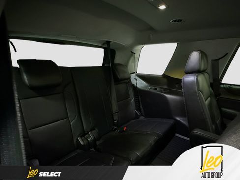 Used 2019 Chevrolet Tahoe LT w/ LT Signature Package AWD/4WD image 30