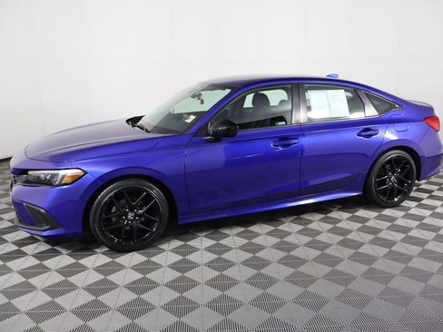 Certified 2023 Honda Civic Sport image 9