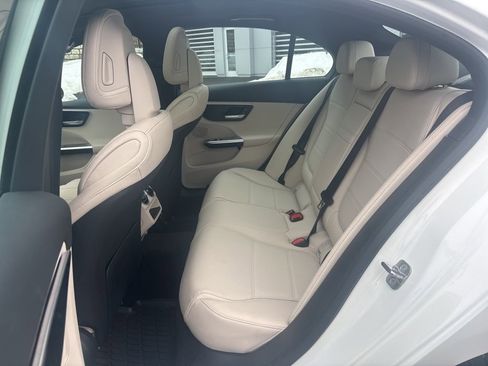 Used 2026 Mercedes-Benz C 300 4MATIC Sedan image 5