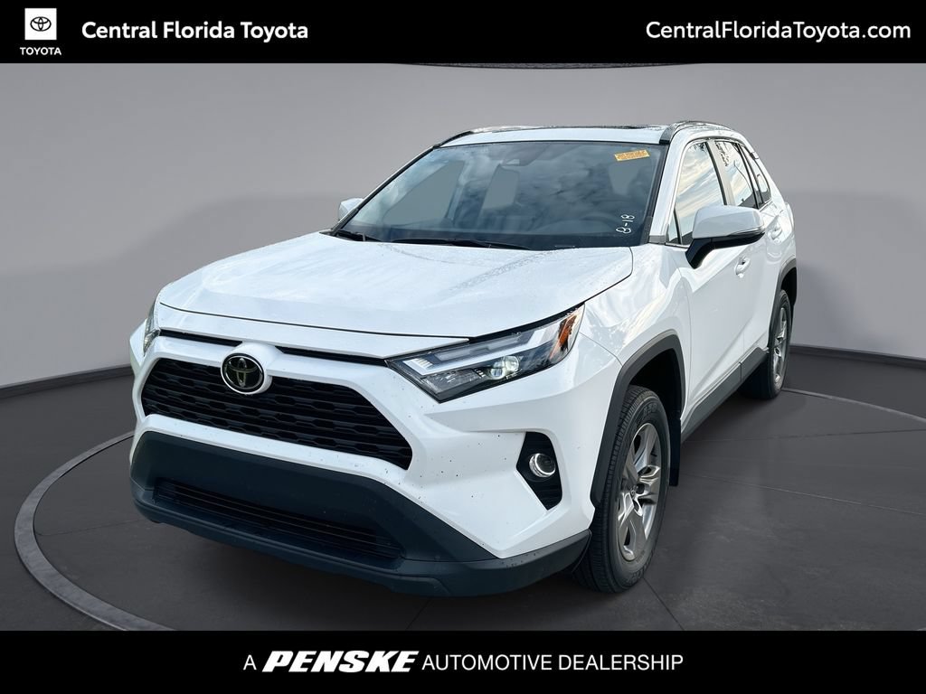 Used 2024 Toyota RAV4 XLE w/ Convenience Package FWD image 1
