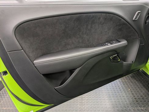 Used 2023 Dodge Challenger SRT Hellcat RWD image 8