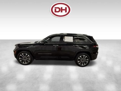 Used 2023 Jeep Grand Cherokee Overland AWD/4WD image 10