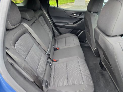 Certified 2025 Chevrolet Equinox LT FWD image 10