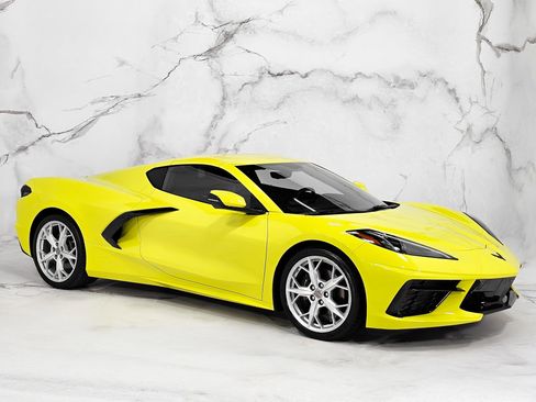 Used 2022 Chevrolet Corvette Stingray Preferred Cpe w/ 2LT image 4